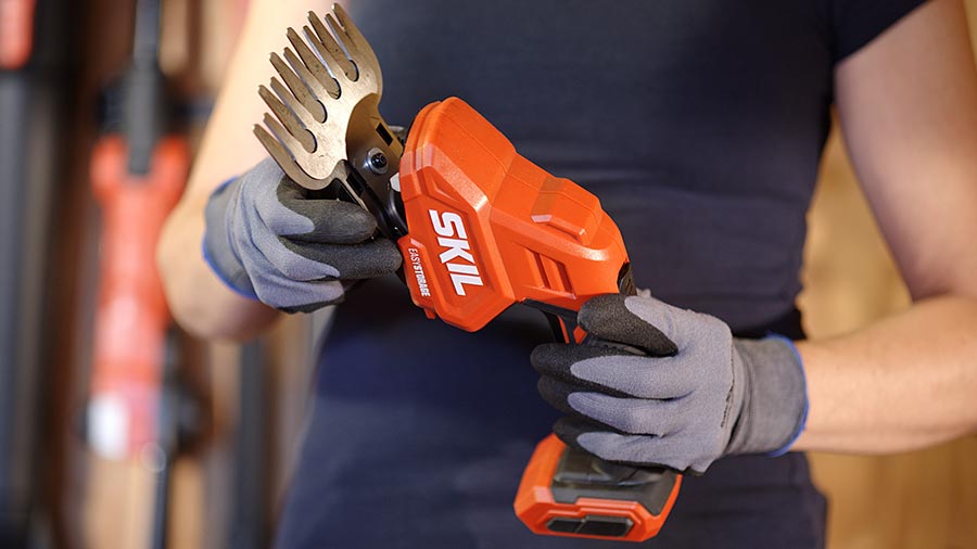 cisaille gazon sans fil 0630 SKIL cisaille gazon sans fil 0630 SKIL